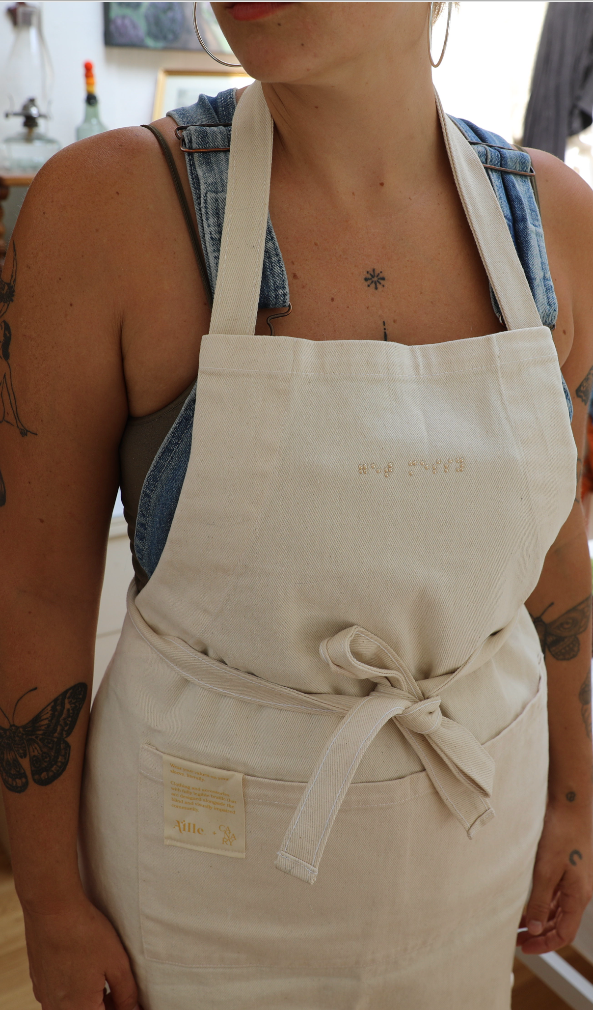 02. THE AILLE X CANARY APRON