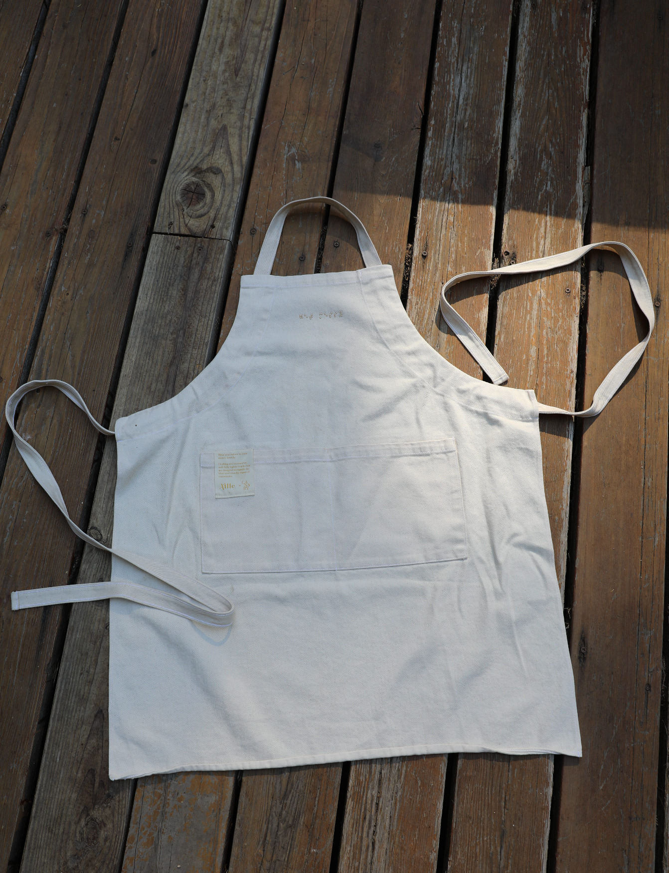 02. THE AILLE X CANARY APRON